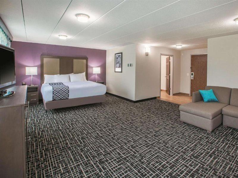 La Quinta By Wyndham Sturbridge Exterior foto