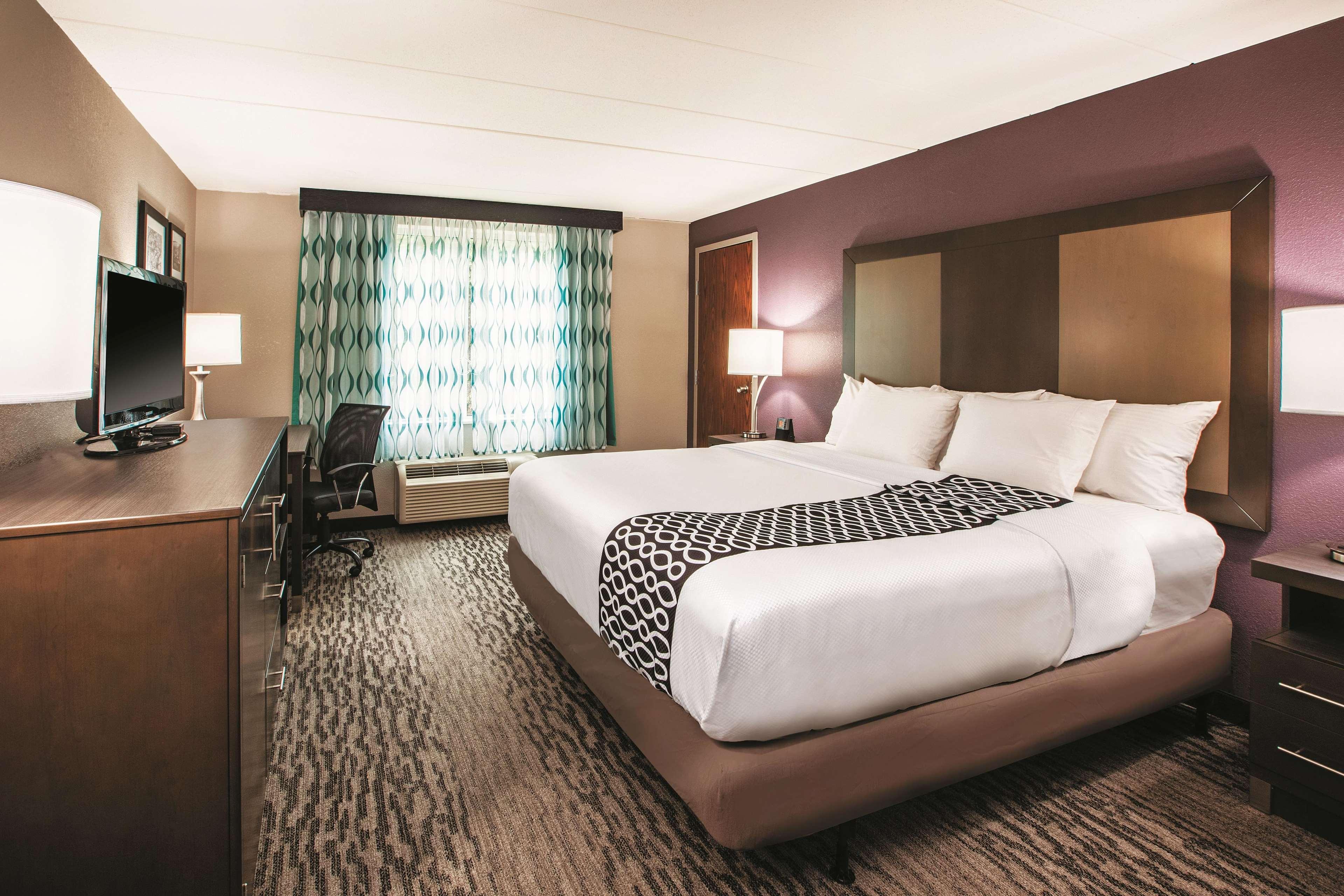 La Quinta By Wyndham Sturbridge Exterior foto
